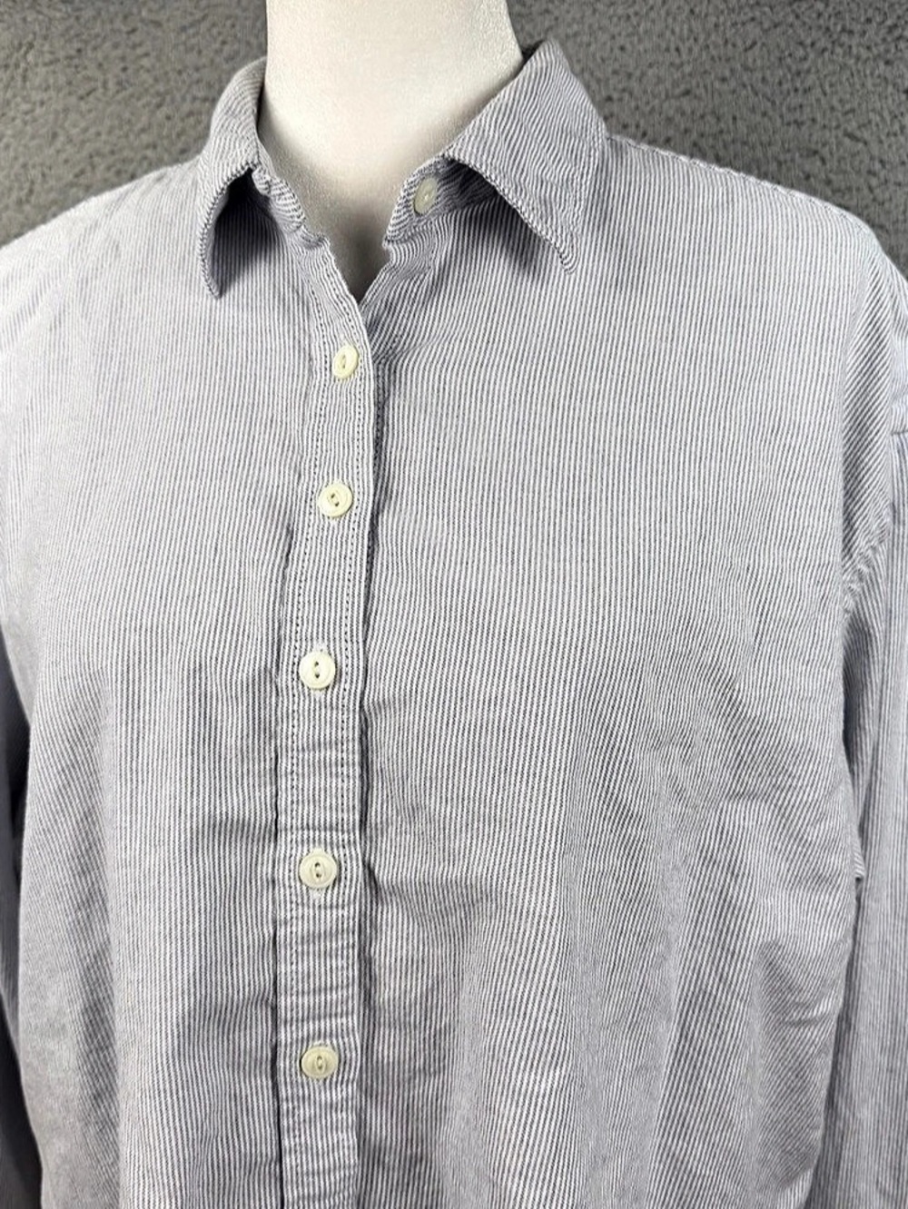 Faherty Oxford Cropped Shirt Womens Small Blue White Striped Button Preppy - Picture 3 of 10